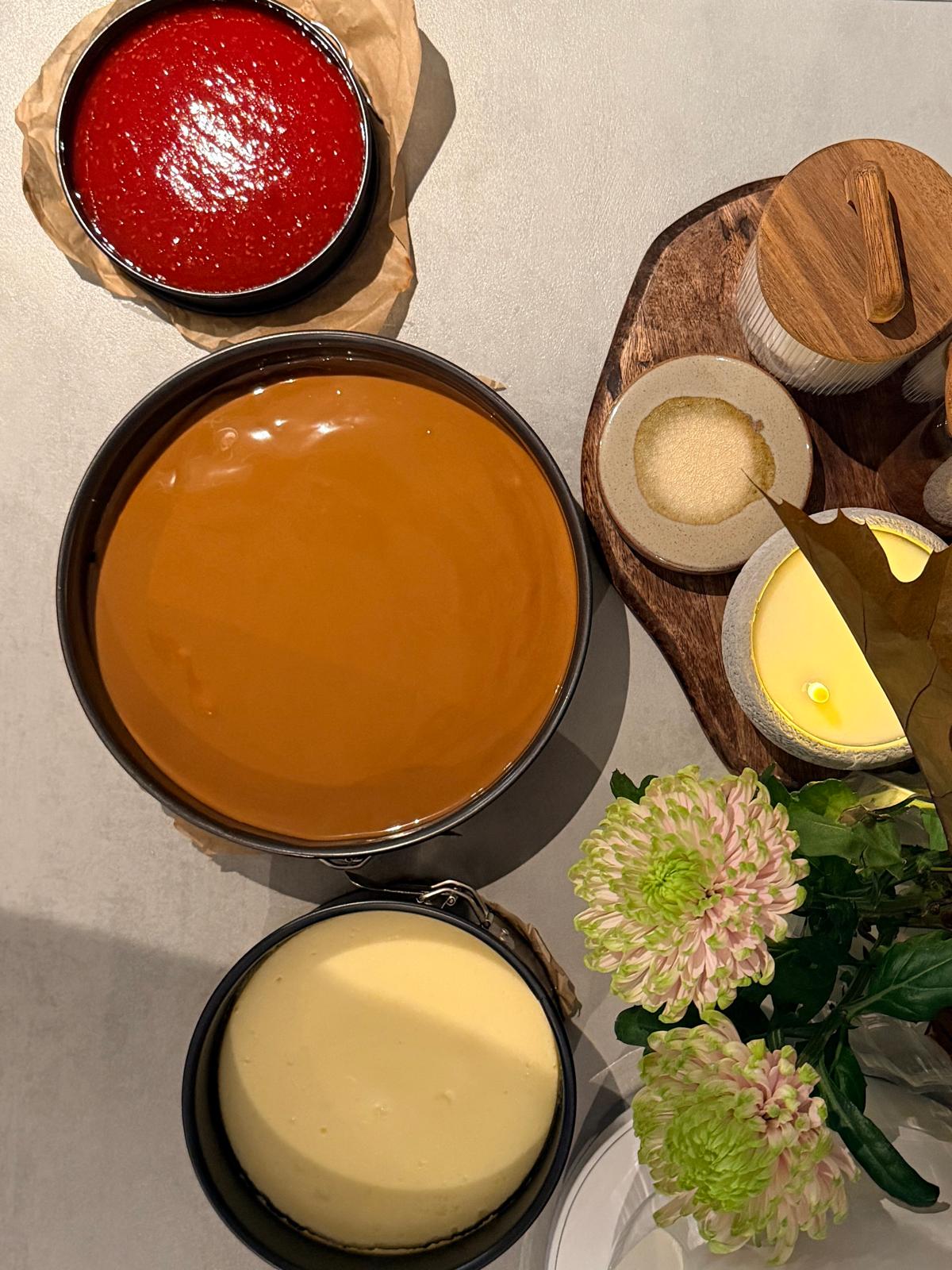 Drie cheesecakes waaronder framboos en speculoos
